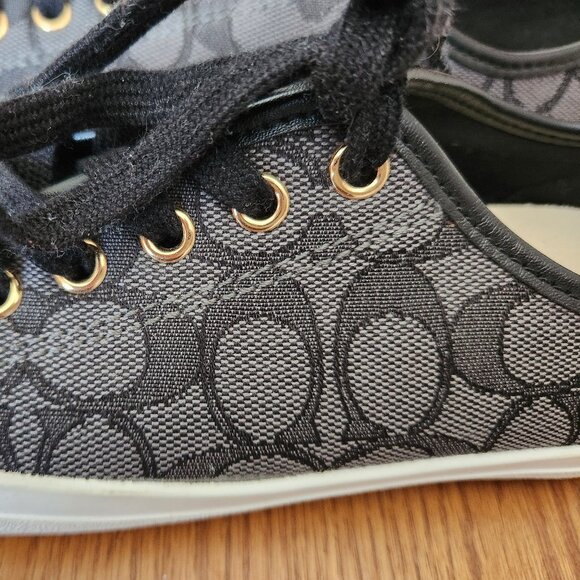 COACH WONEN'S BLACK AND GREY LOGO CANVAS LACE UP  KEDS SIZE 8B LIKE NEW - Picture 4 of 8